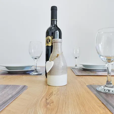 Luxurious Two Bedroom With Jacuzzy- Casa3 *
