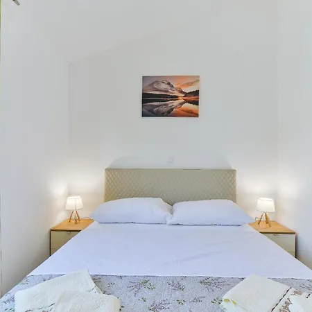 Luxurious Two Bedroom With Jacuzzy- Casa3 Villa